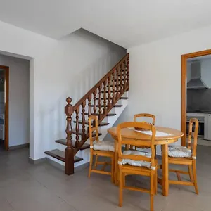 https://villa-with-pool-walking-distance-to-the-beach-la-caseta.balearic-islands.net